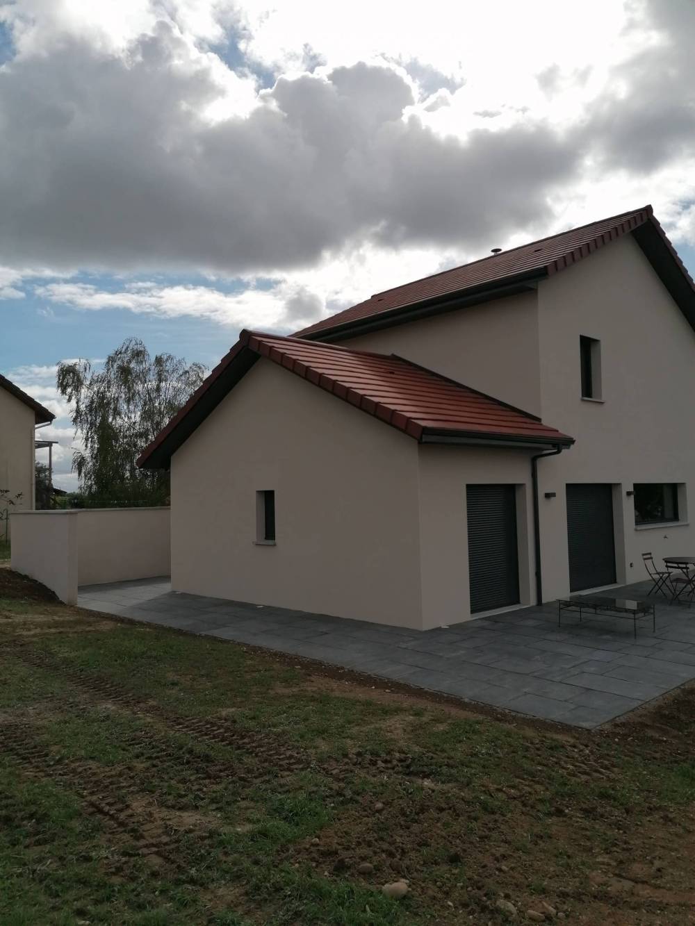 dalle autour maison