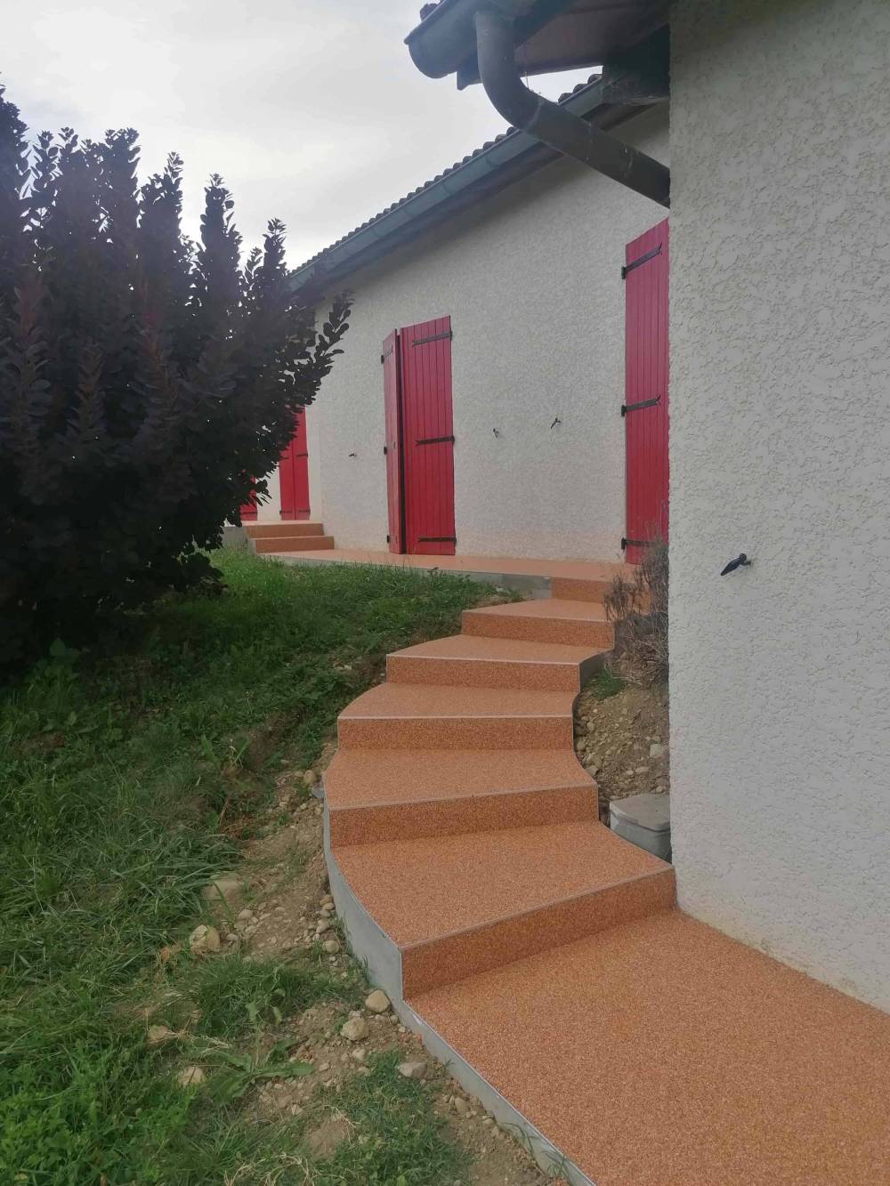 Moquette de pierres escalier